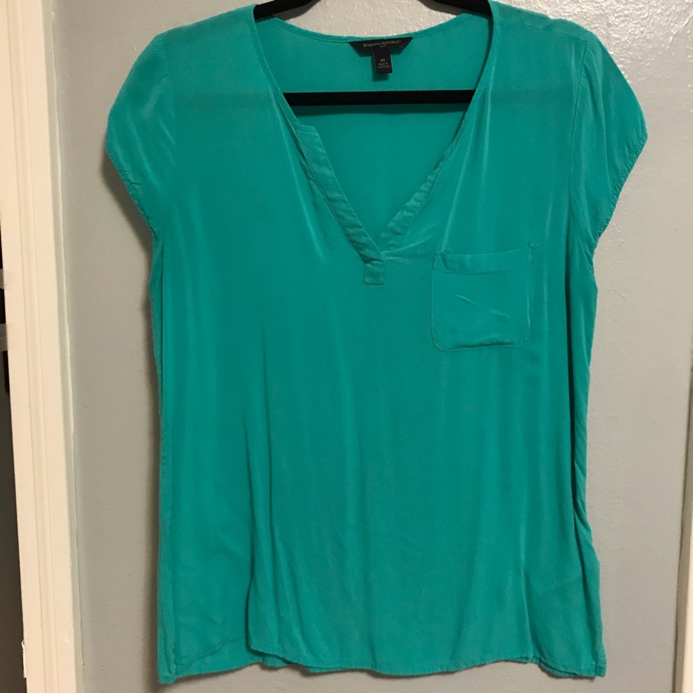 Banana Republic teal tee